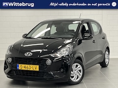 Hyundai i10 - 1.0 Comfort 5-zits AUTOMAAT | APPLE / ANDROID NAVIGATIE | AIRCO | ALL SEASON BANDEN