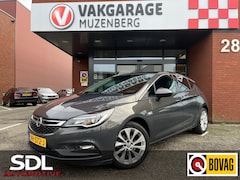 Opel Astra - 1.4 Innovation 150 PK // LED // NAVI+CARPLAY // CAMERA+SENSOREN // STUUR+STOELVERWARMING /