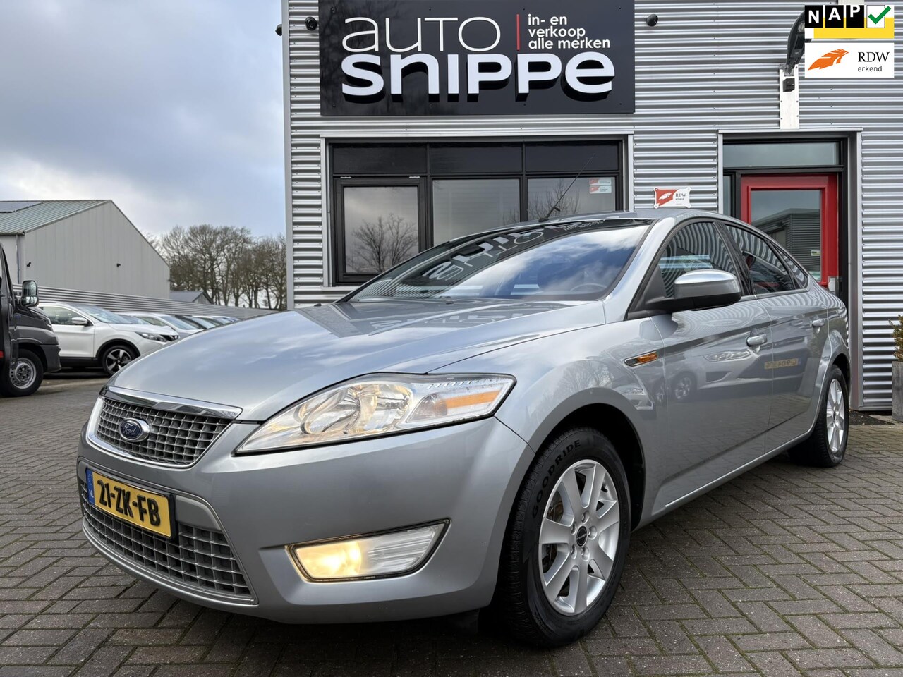 Ford Mondeo - 2.0-16V Titanium -CLIMA-CRUISECONTROL-VOORRUITVERWARMING-TREKHAAK-1500 KG TREKGEWICHT-ORIG - AutoWereld.nl