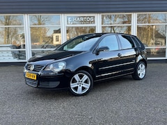 Volkswagen Polo - 1.2 Trendline | Airco | Radio |