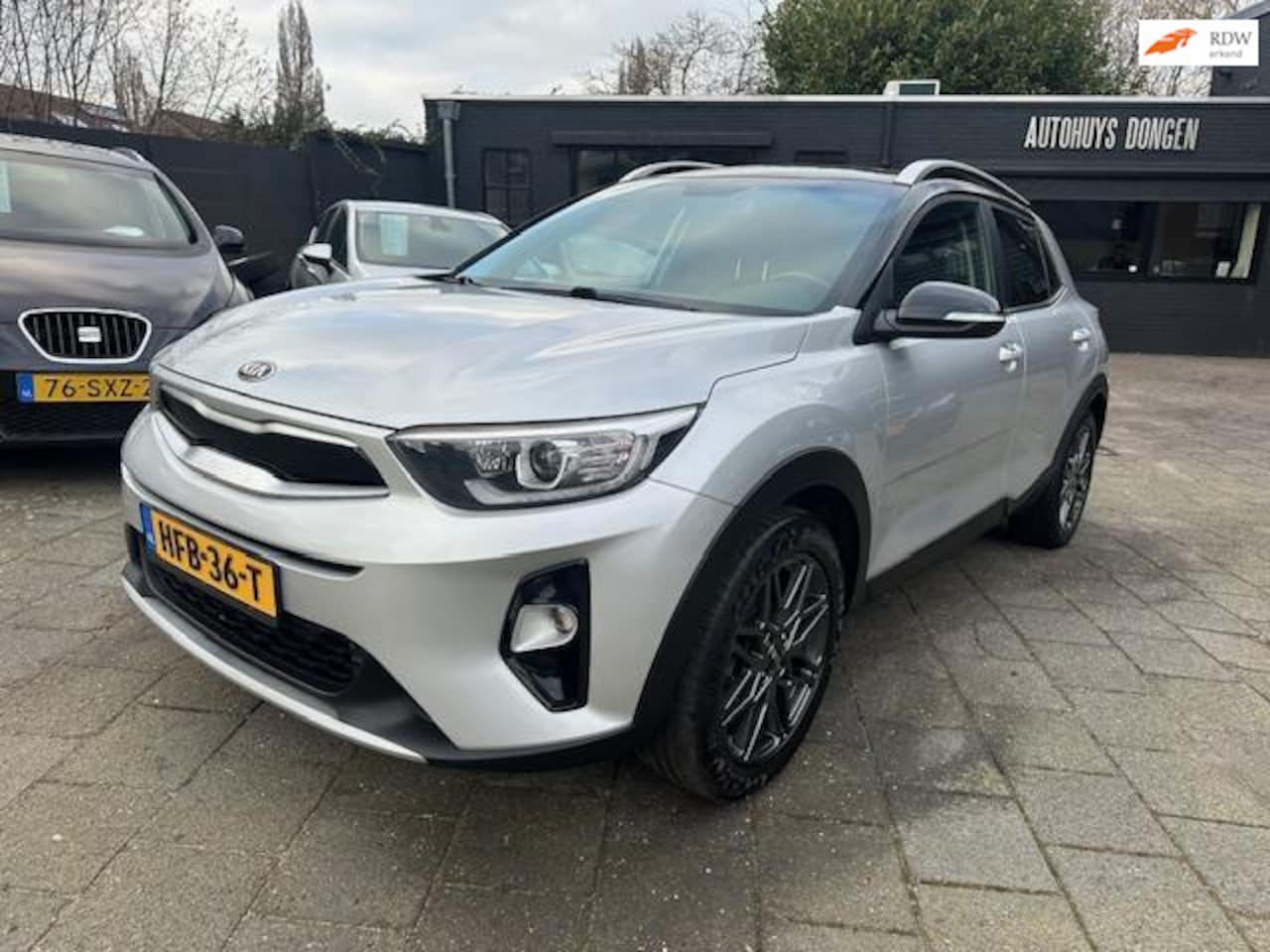 Kia Stonic - 1.0 T-GDI (120pk) DynamicLine! Leder! Clima! Navi! - AutoWereld.nl