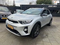 Kia Stonic - 1.0 T-GDI (120pk) DynamicLine Leder Clima Navi