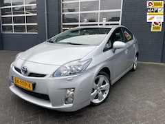 Toyota Prius - 1.8 Dynamic |CLIMA|CRUISE|CAMERA|NAVI|HEAD-UP|PDC|DEALER ONDERHOUDEN|