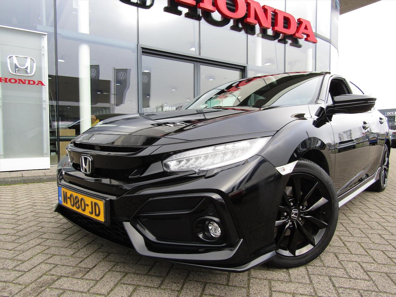 Honda Civic - 1.5 i-VTEC 182pk 5D Sport+, facelift, als nieuw incl. glascoating - AutoWereld.nl