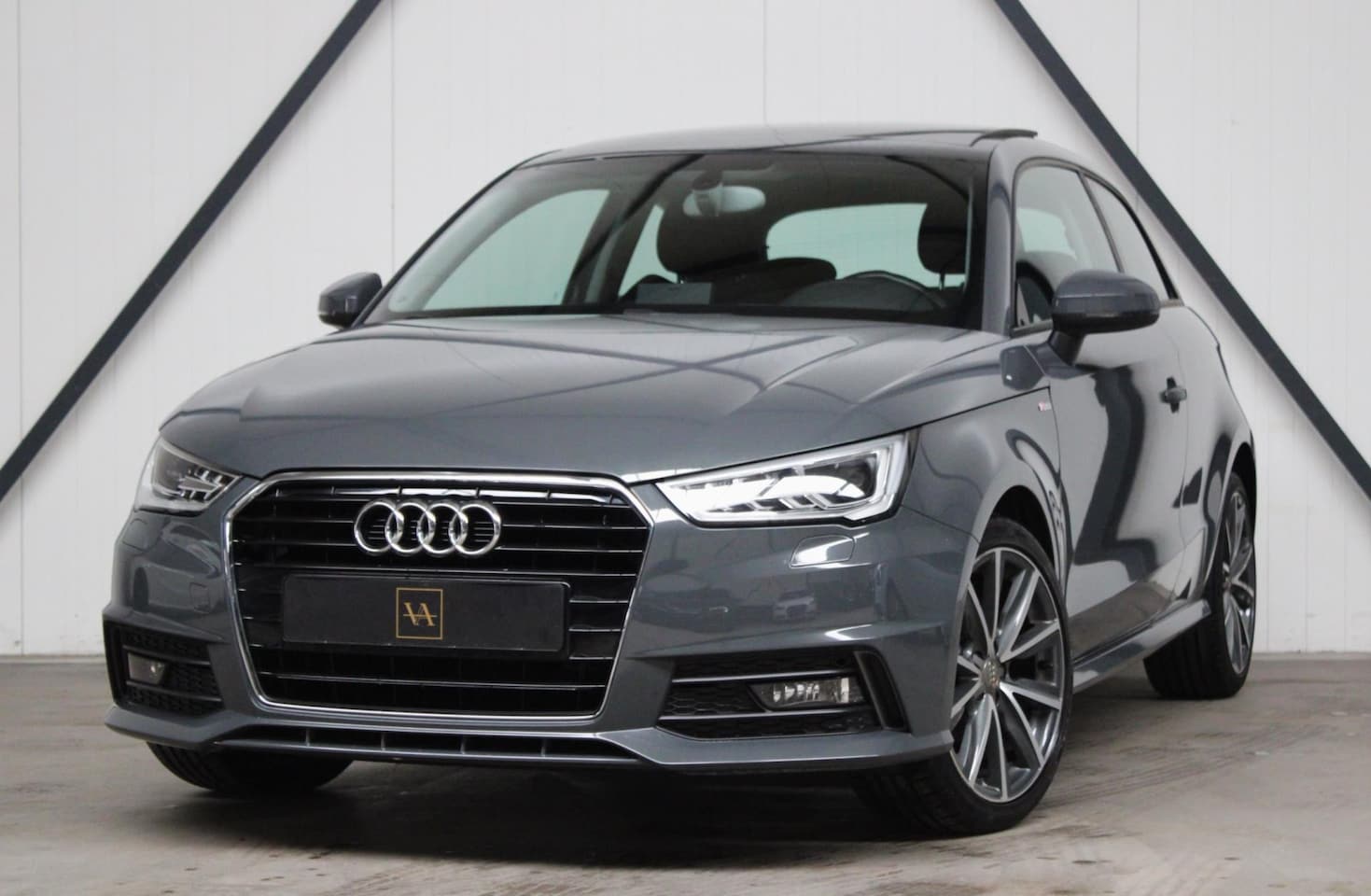 Audi A1 - 1.0 TFSI Sport S-Line l PANO l LED l BOSE l S-tronic l Unieke kleur - AutoWereld.nl