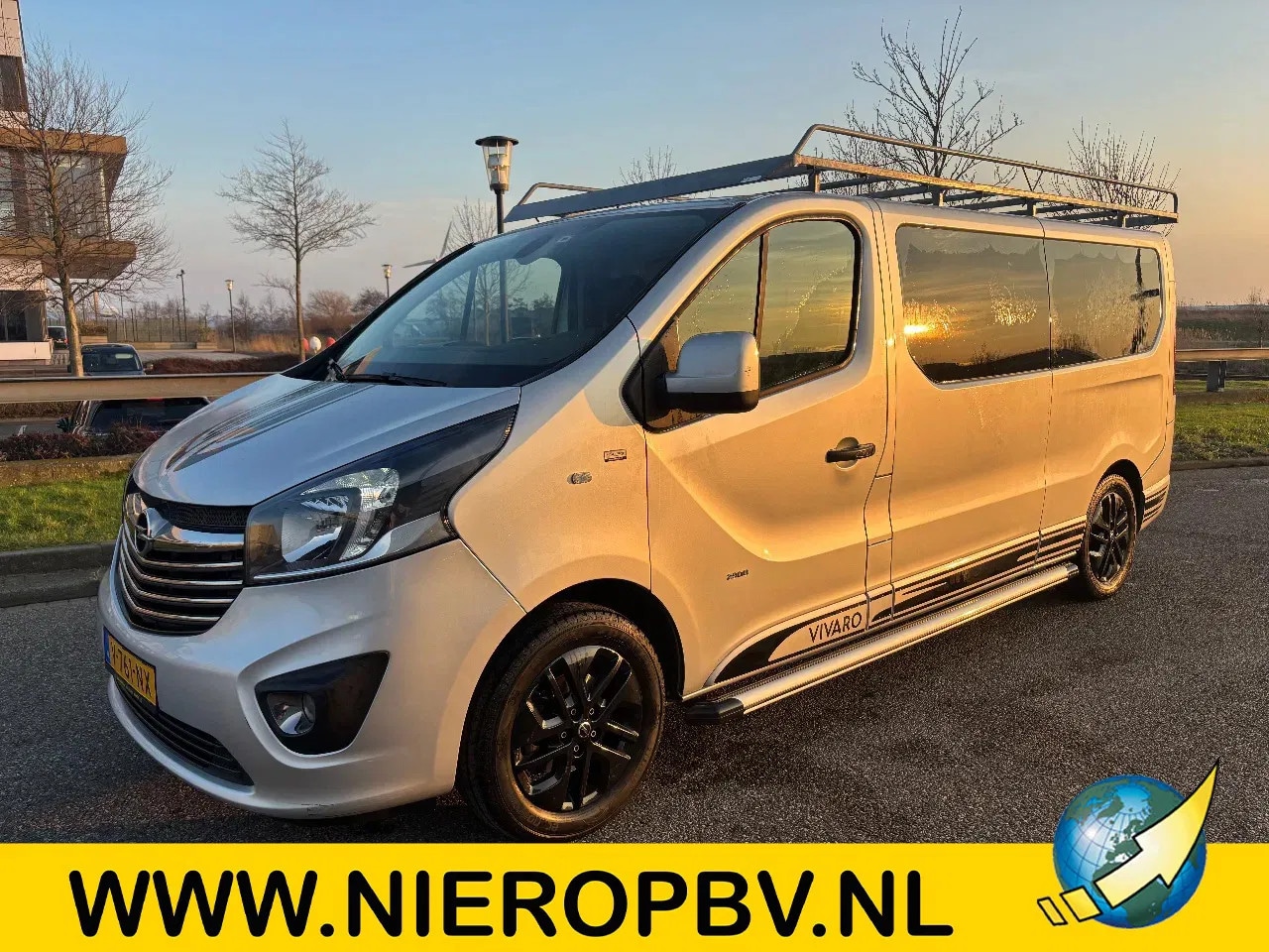 Opel Vivaro - 1.6CDTI L2H1 Airco Navi Trekhaak Cruisecontrol - AutoWereld.nl