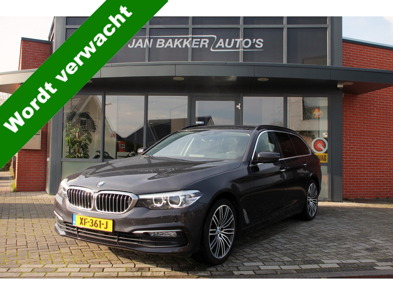 BMW 5-serie Touring - 520d Executive | Carplay | Trekhaak | Rijklaar - AutoWereld.nl