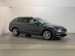 Skoda Octavia Combi - 1.0 TSI Greentech Business Edition Leder-Stof Navigatie Stoelverwarming Parkeersensoren