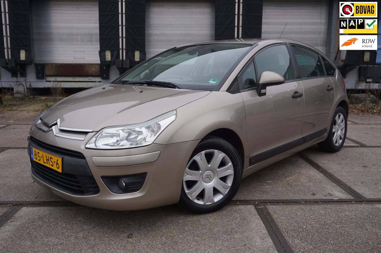 Citroën C4 - 1.6 VTi Anniversaire * Navi * Cruise * - AutoWereld.nl