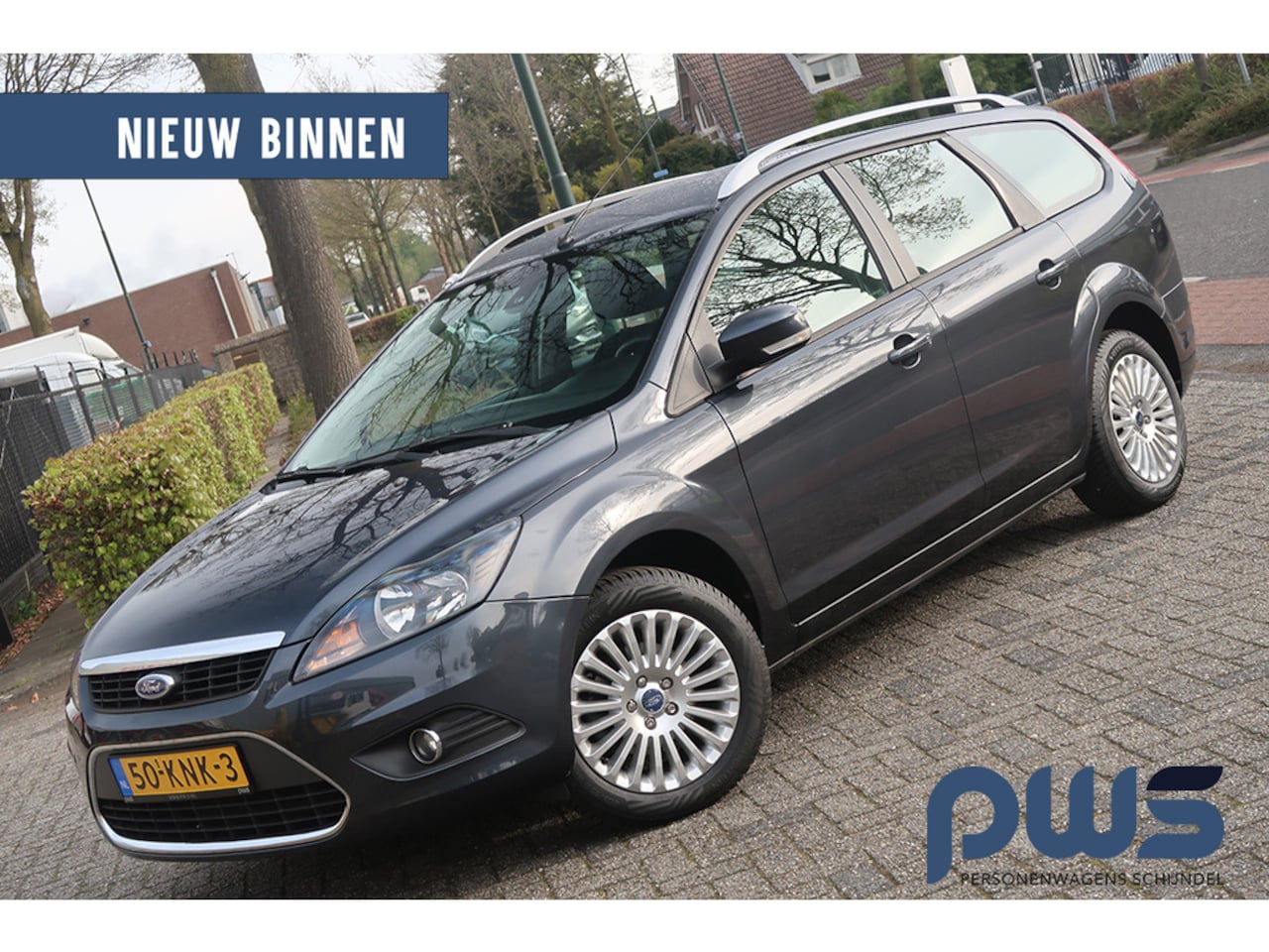 Ford Focus Wagon - 1.8 Limited Navi / Cruise / Climate Control / PDC / Bluetooth - AutoWereld.nl