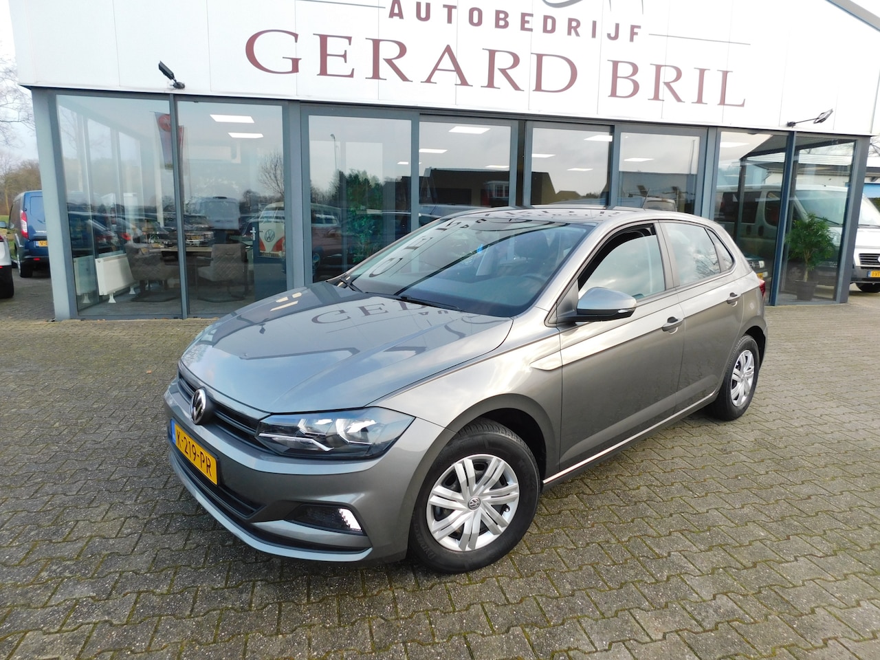 Volkswagen Polo - 1.0 MPI Comfort, Carplay, trekhaak - AutoWereld.nl