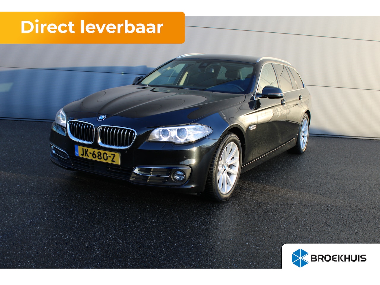 BMW 5-serie Touring - Touring 520i Luxury Edition NAVI | TREKHAAK | PDC voor en achter | LEDER | | TREKHAAK | PD - AutoWereld.nl