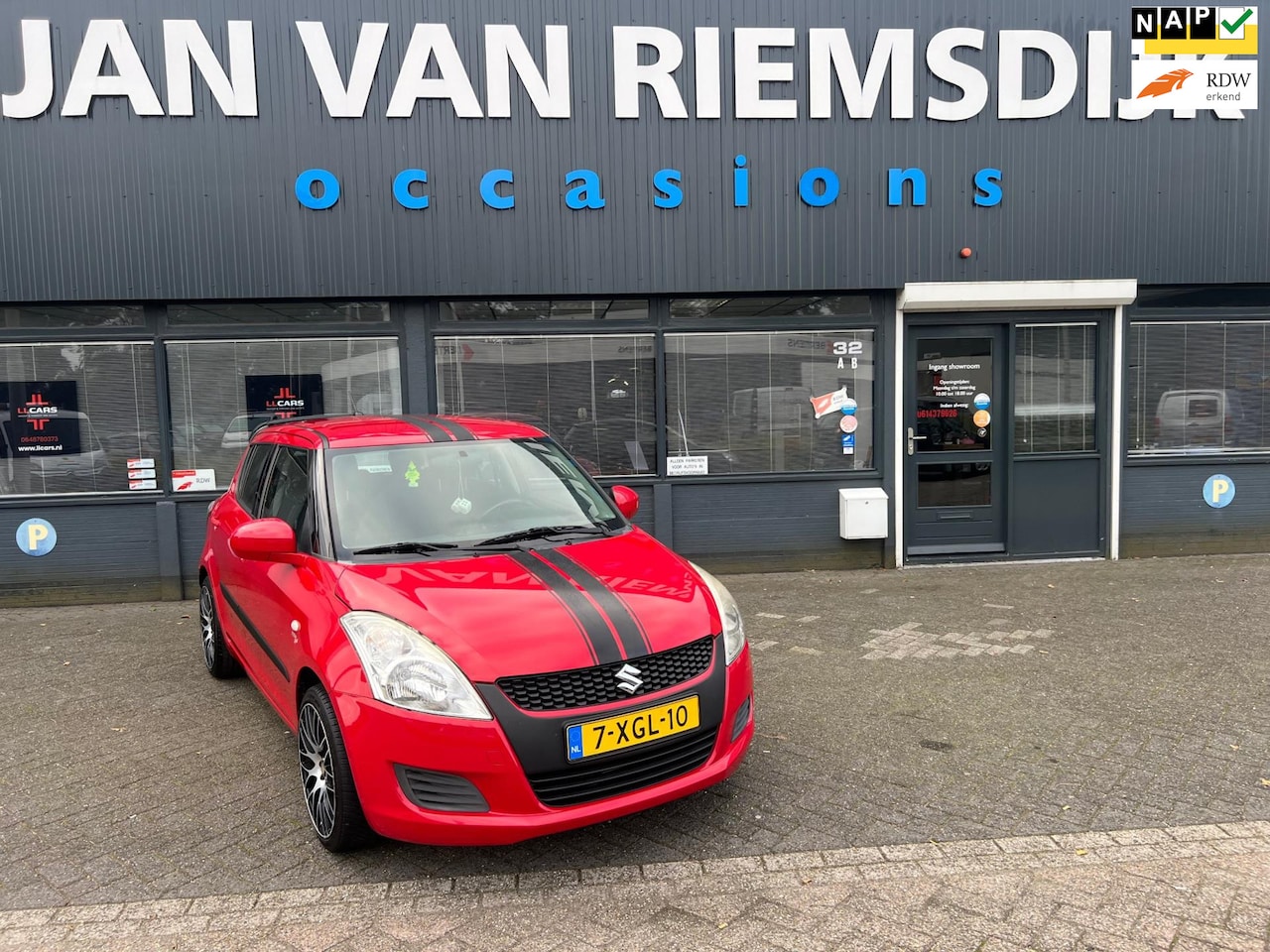 Suzuki Swift - 1.2 Comfort bj 2012 APK BIJ AFLEVERING AIRCO SPORTVELGEN 4495 - AutoWereld.nl