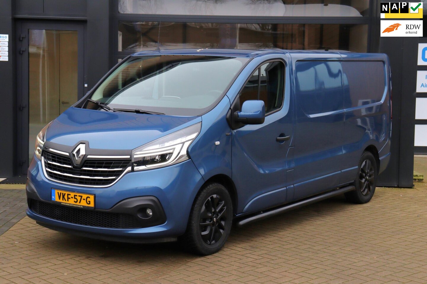 Renault Trafic - 2.0 dCi 170 T29 L2H1 Luxe | NAP | Eerste Eigenaar | 170 PK | Automaat | Cruise | Climate C - AutoWereld.nl