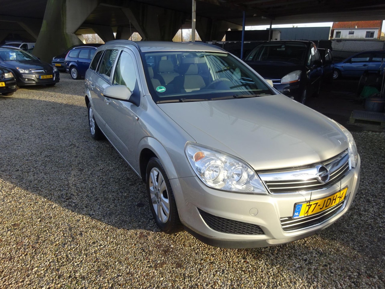 Opel Astra Wagon - 1.6 Essentia. Navigatie, Cruise control, Airco, 1e Eigenaar - AutoWereld.nl