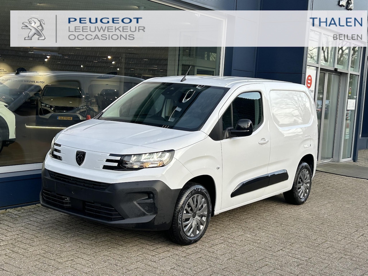 Peugeot Partner - 1.5 BlueHDi 100 S&S L1 | Nieuwste Model | Direct Beschikbaar | Pack Comfort | Pack Look | - AutoWereld.nl