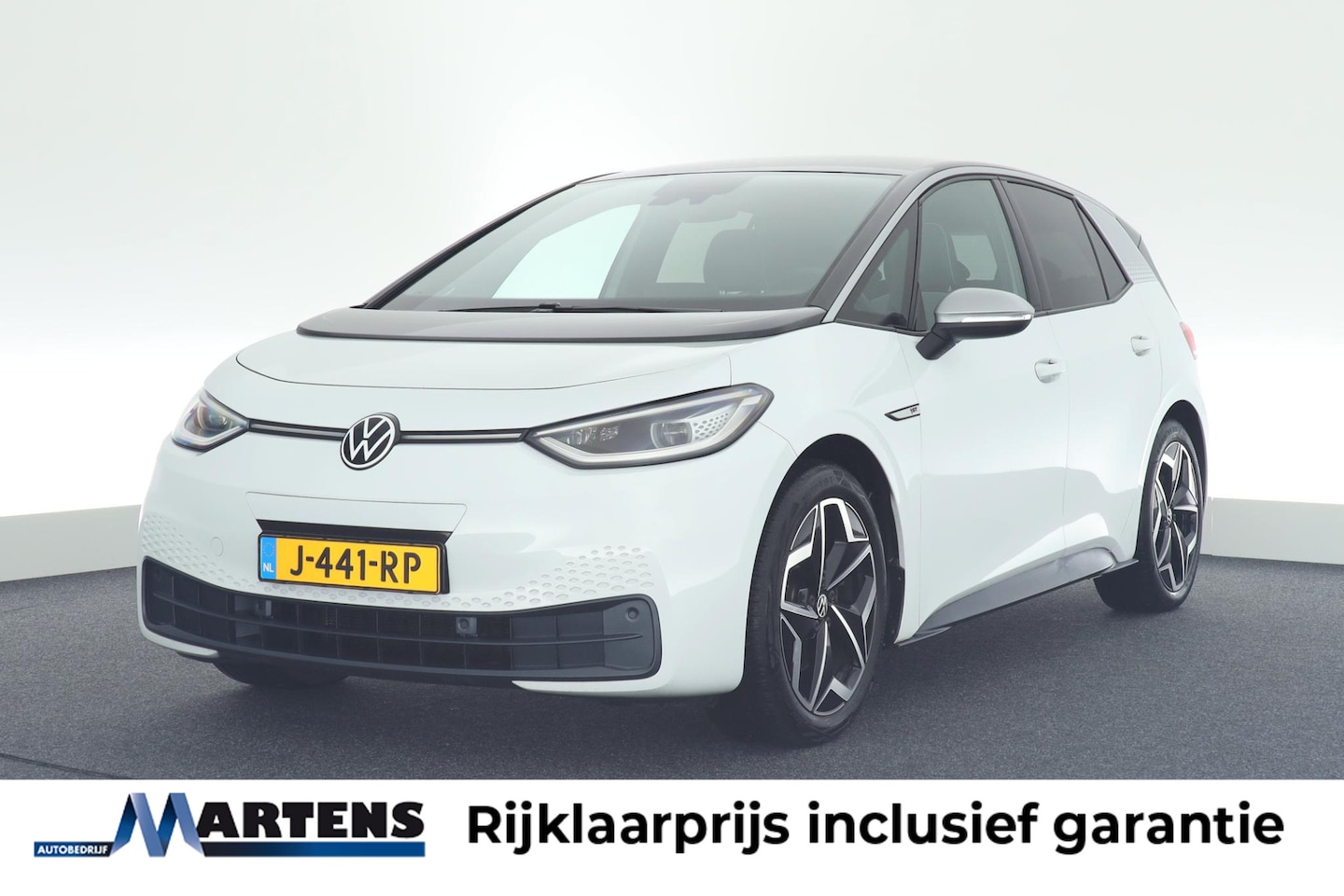 Volkswagen ID.3 - 204pk First Plus 58 kWh Steunhaak Camera Keyless Navigatie - AutoWereld.nl