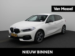 BMW 1-serie - 118i Executive Edition | Navigatie | Climate control | Parkeer sensoren | LMV | Trekhaak |