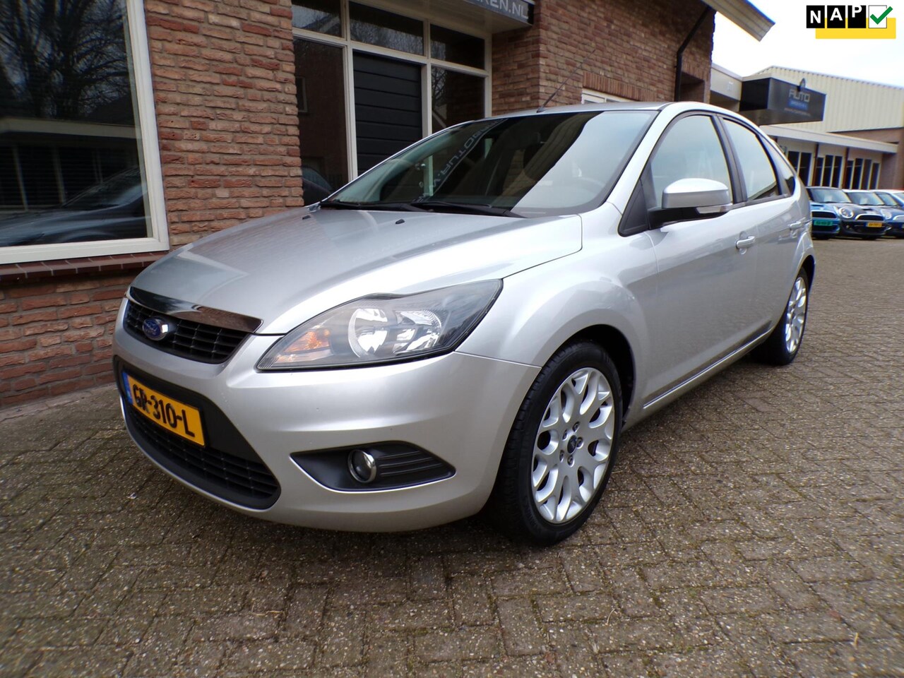 Ford Focus - 1.6 Ghia 1.6 Ghia - AutoWereld.nl