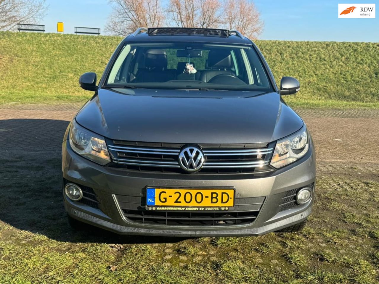 Volkswagen Tiguan - 1.4 TSI Sport&Style PANORAMA/LEDER/PDC - AutoWereld.nl