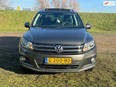 Volkswagen Tiguan - 1.4 TSI Sport&Style PANORAMA/LEDER/PDC