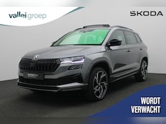 Skoda Karoq - 1.5 TSI 150PK DSG ACT Sportline Business | Pano | Trekhaak | 360 Camera | Navi Columbus |