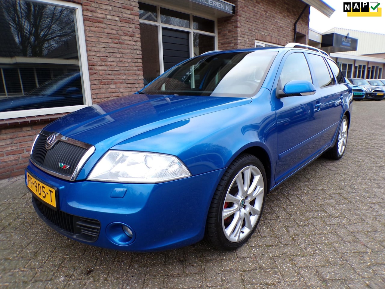 Skoda Octavia Combi - 2.0 TFSI RS 2.0 TFSI RS - AutoWereld.nl