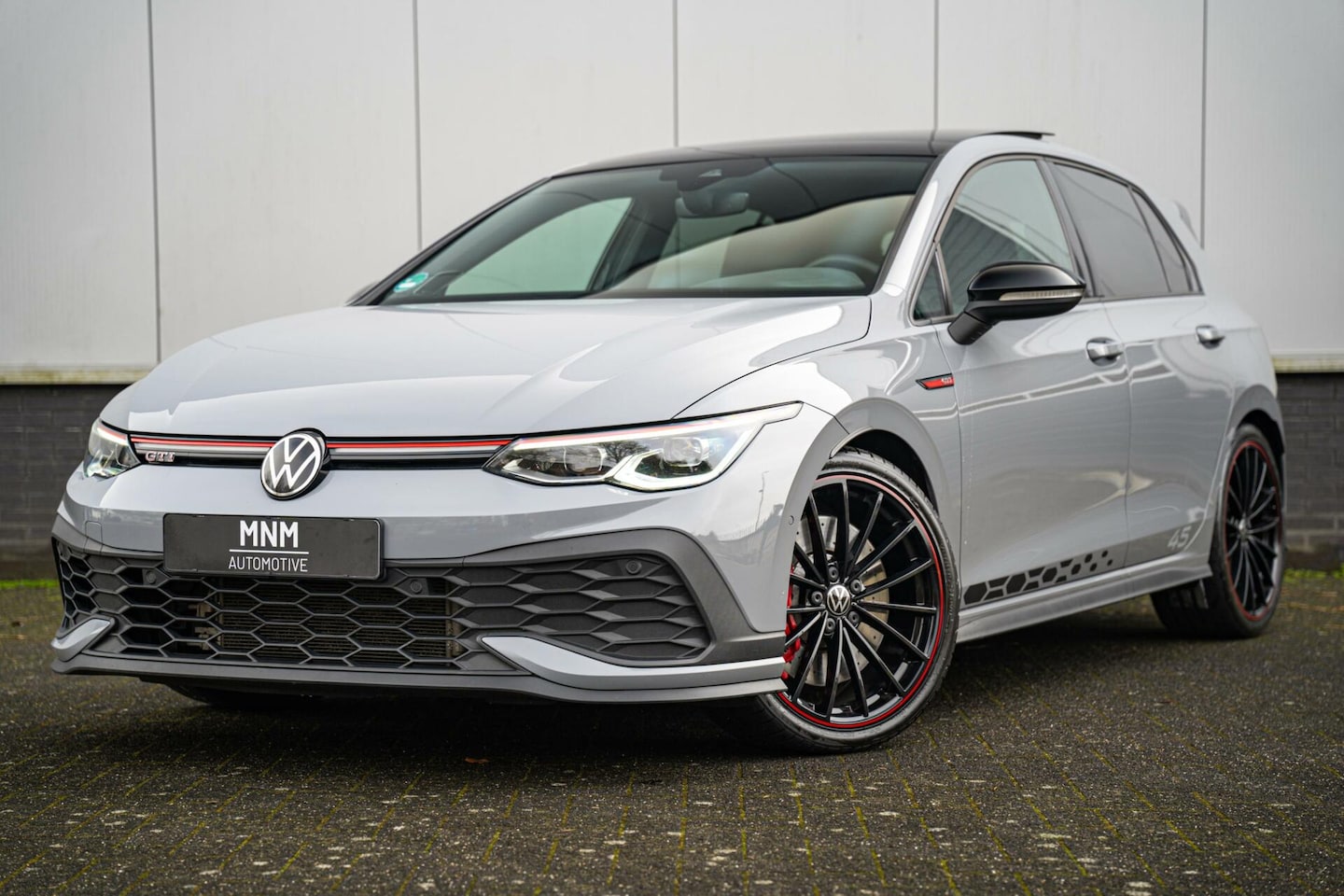 Volkswagen Golf - 2.0 TSI GTI Clubsport 45|Pano|Akra|H/K|Keyless - AutoWereld.nl