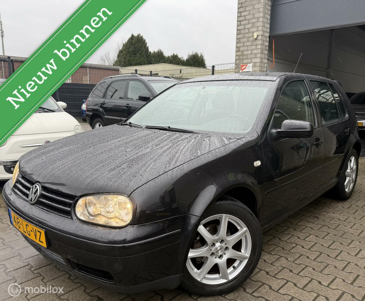 Volkswagen Golf - 1.6-16V Oxford / 5DRS / N.A.P - AutoWereld.nl