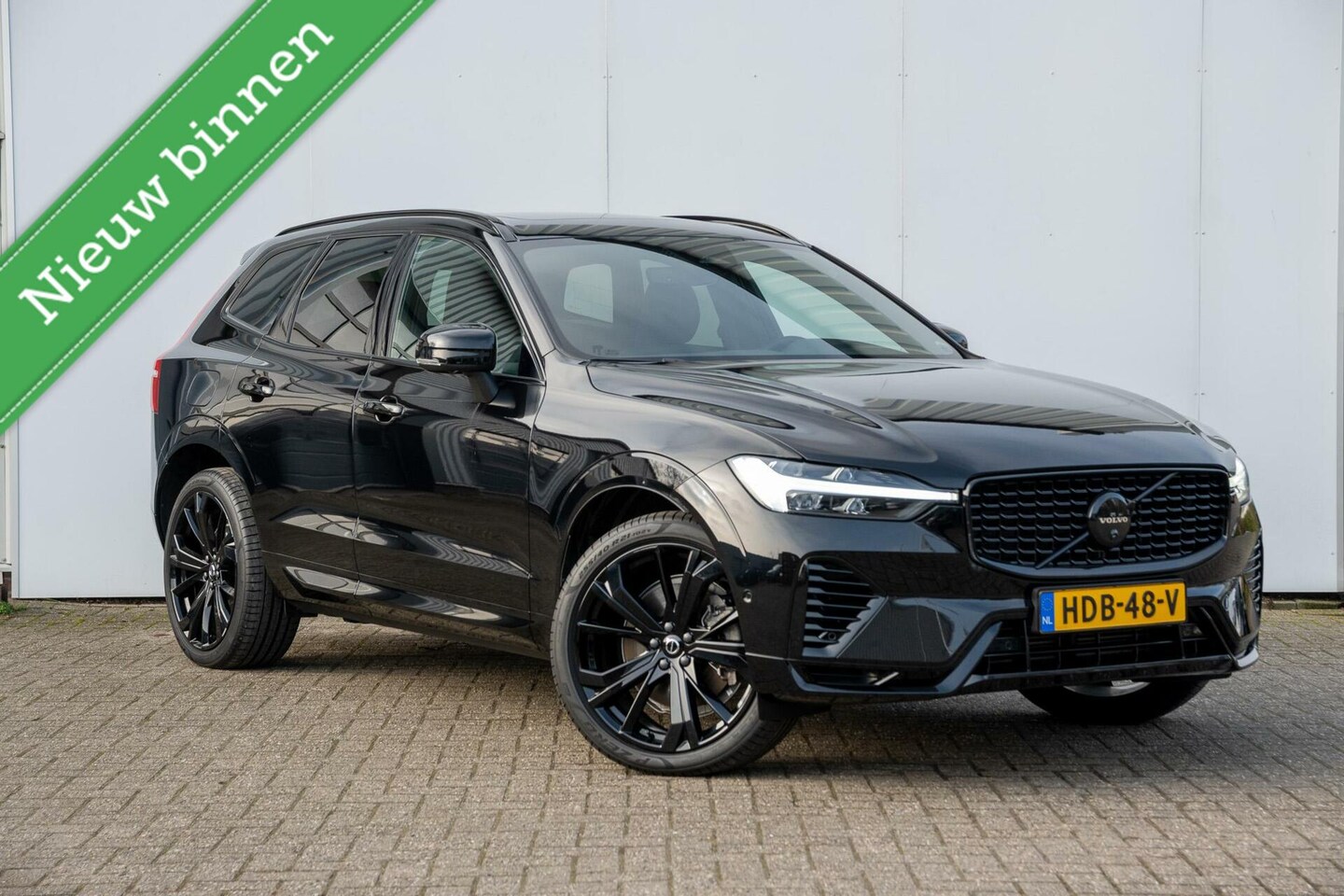 Volvo XC60 - 2.0 T6 Plug-in hybrid AWD Plus Black Edition - AutoWereld.nl