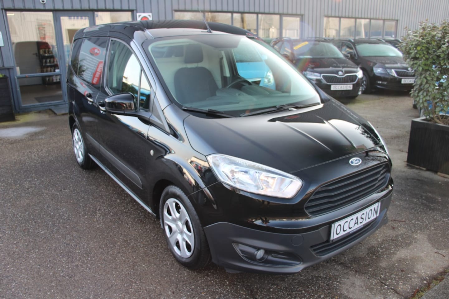 Ford Transit Courier - 1.5 TDCI Trend 1.5 TDCI Trend - AutoWereld.nl