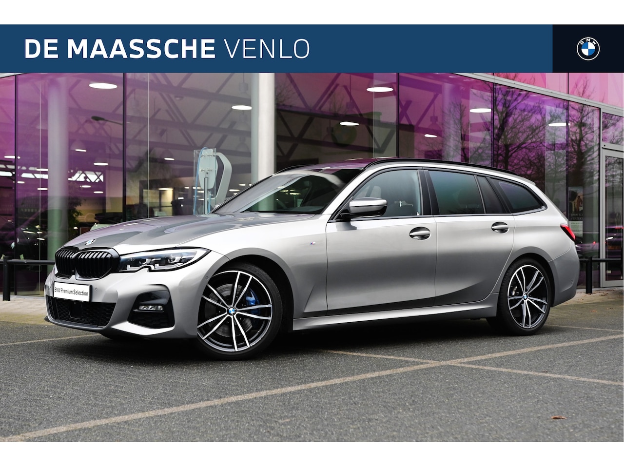 BMW 3-serie Touring - 330i High Executive M Sport Automaat / Panoramadak / Trekhaak / Sportstoelen / Parking Ass - AutoWereld.nl