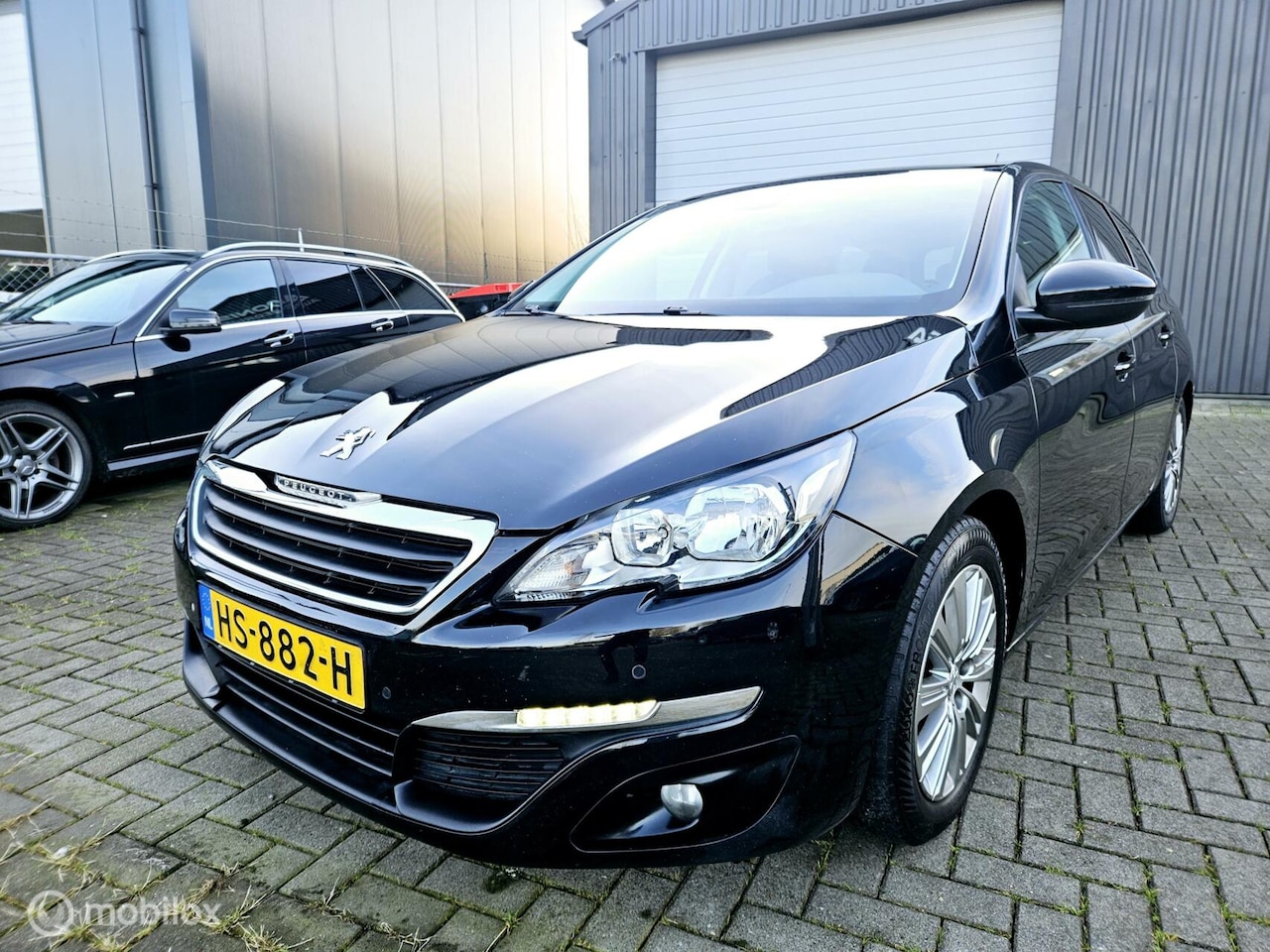 Peugeot 308 SW - 1.6 BlueHDI Blue Lease Executive Pack 1.6 BlueHDI Blue Lease Executive Pack VASTEPRIJS - AutoWereld.nl