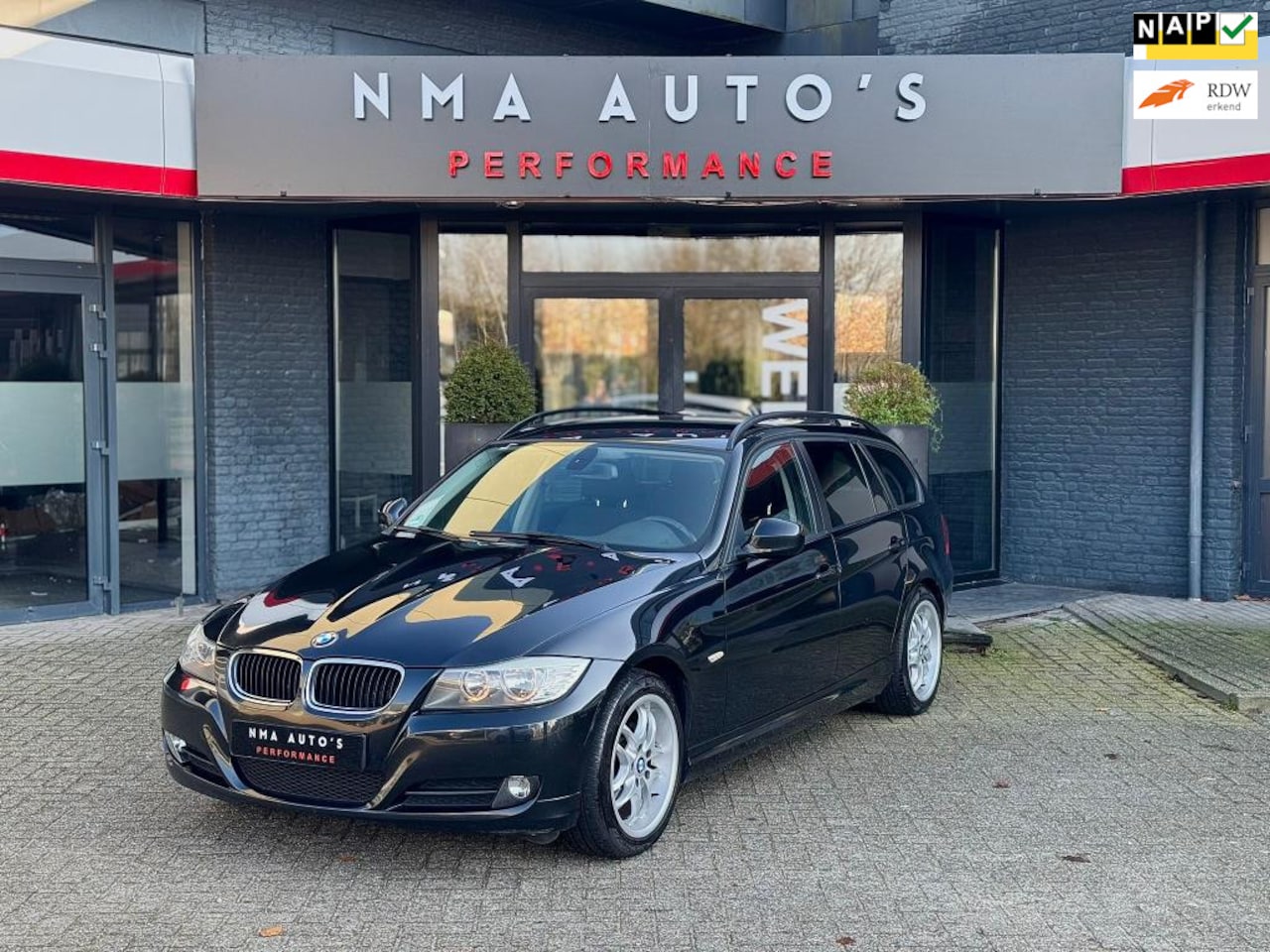 BMW 3-serie Touring - 318i | CRUISE | STOELVERW | ONDERHOUDEN | APK | TREKHAAK | PARKEERSENSOOR - AutoWereld.nl