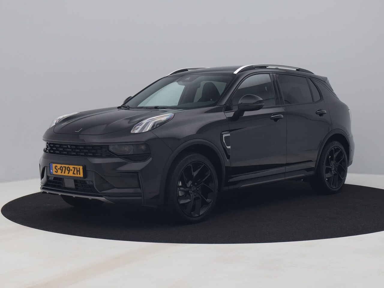 Lynk & Co 01 - 1.5 Plug-in Hybrid | 360° | BLACK | ZWARTE HEMEL | NLD AUTO - AutoWereld.nl