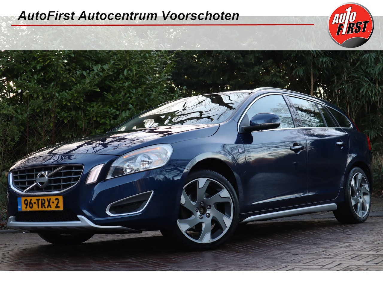 Volvo V60 - 1.6 T3 Ocean Race | Automaat | Trekhaak | Navi | - AutoWereld.nl