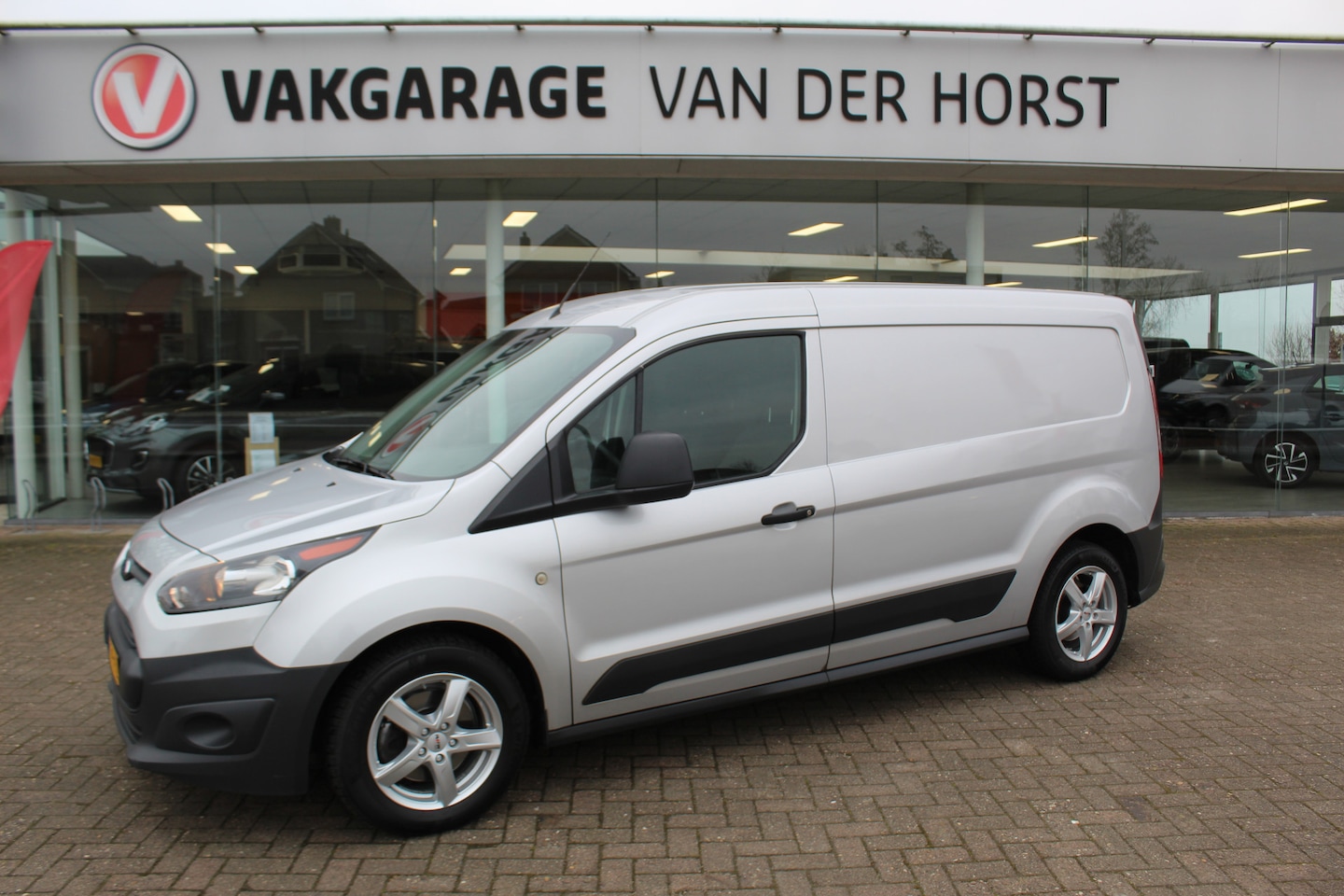 Ford Transit Connect - 1.5-101pk TDCI L2 Economy Edition. Zeer nette Ford Connect, deze bedrijfswagen kan u nog j - AutoWereld.nl