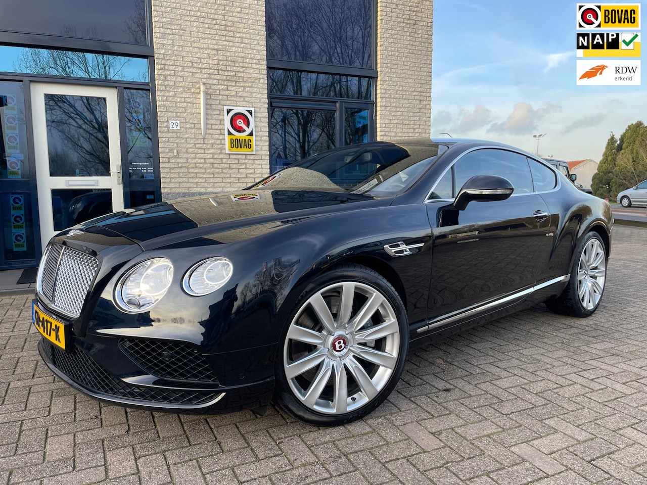 Bentley Continental GT - 4.0 V8- NL auto -Dealer onderhouden - AutoWereld.nl