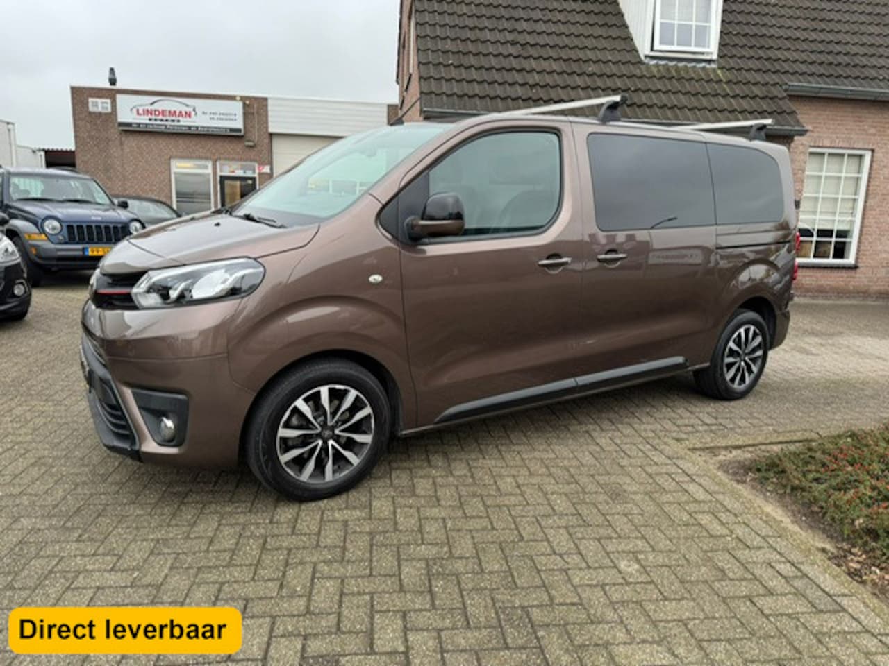 Toyota ProAce Worker - 2.0 D-4D AUTOMAAT Navigatie - AutoWereld.nl