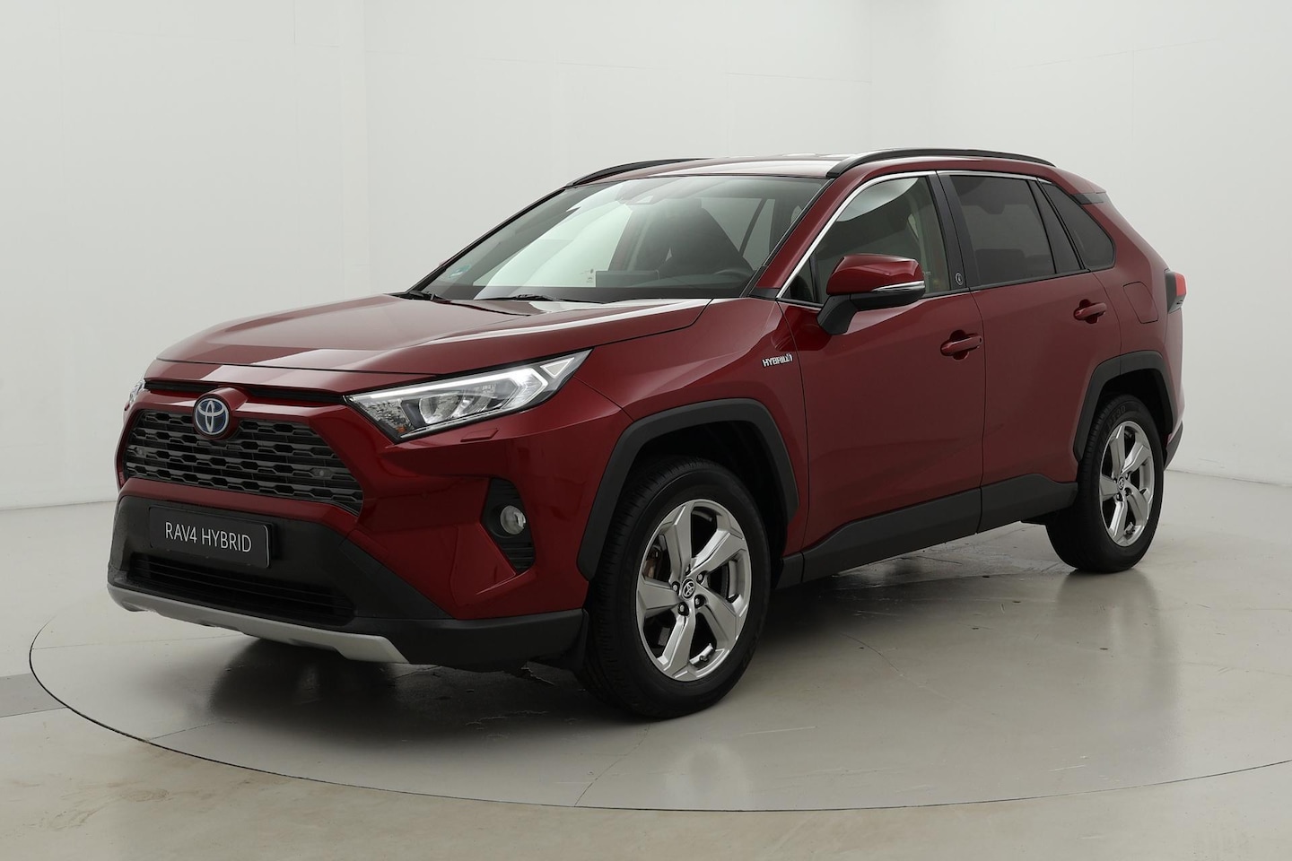 Toyota RAV4 - 2.5 Hybrid AWD Dynamic | Trekhaak | Navigatie - AutoWereld.nl