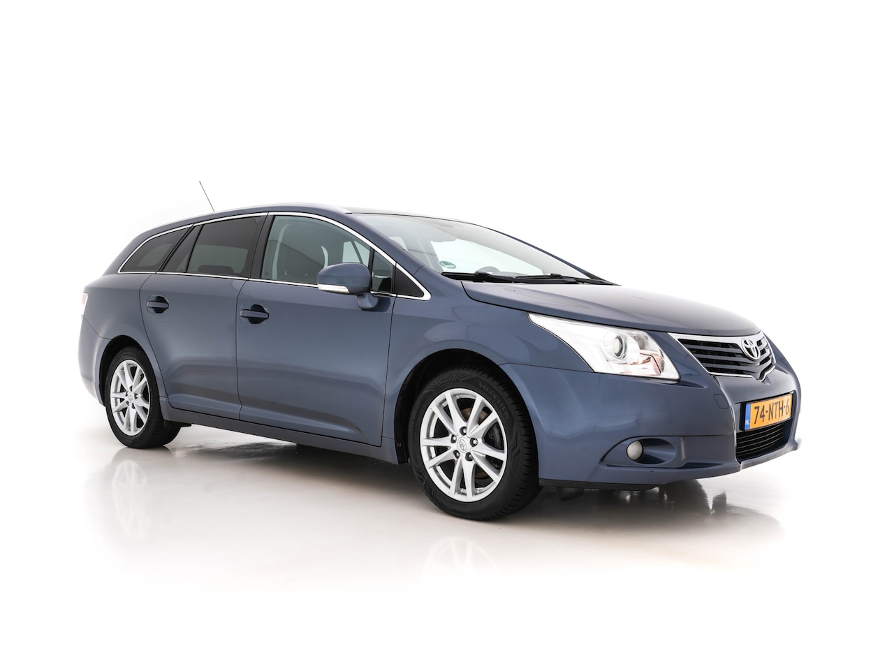 Toyota Avensis Wagon - 1.6 VVTi Business *NAVI-FULLMAP | CAMERA | COMFORT-SEATS | ECC | PDC | CRUISE | 17''ALU | - AutoWereld.nl