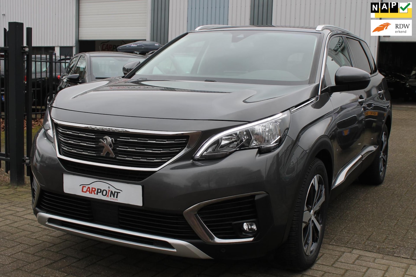 Peugeot 5008 - 1.2 PureTech Allure 7 Pers. Cruise Trekhaak Camera Keyless! - AutoWereld.nl