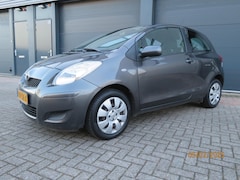 Toyota Yaris - 1.0 VVTi Acces nieuwe apk 11- 2026