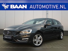 Volvo V60 - 2.4 D6 AWD Plug-In Hybrid Summum | Goed onderhouden | Schuifdak | Stuurverwarming