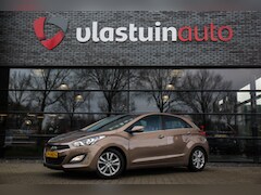 Hyundai i30 - 1.6 GDI i-Catcher , Cruise control, Navigatie, Achteruitrijcamera,