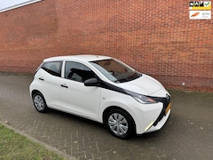 Toyota Aygo - 1.0 VVT-i x-now Airco Nieuwe koppeling