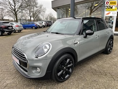 MINI Cooper - 1.5 navigatie, bluetooth, 18"lm velgen, stoelverwarming, etc