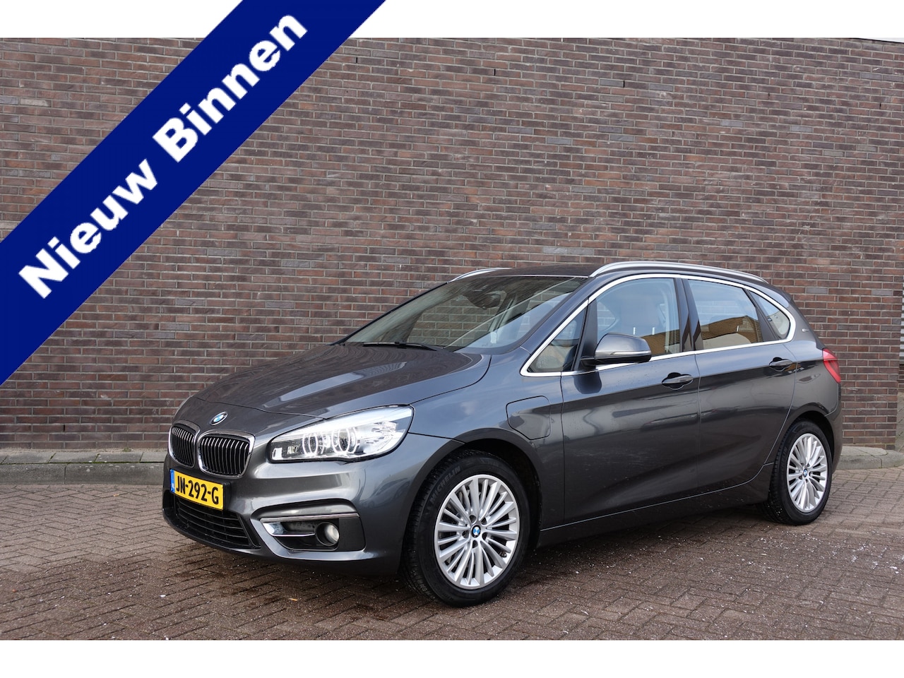 BMW 2-serie Active Tourer - 225xe Centennial High Executive 4x4 panoramadak Full options - AutoWereld.nl