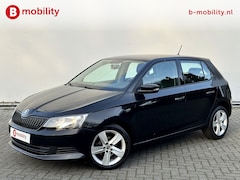 Skoda Fabia - 1.2 TSI Style Business Cruise control | Airco | Bluetooth | PDC achter