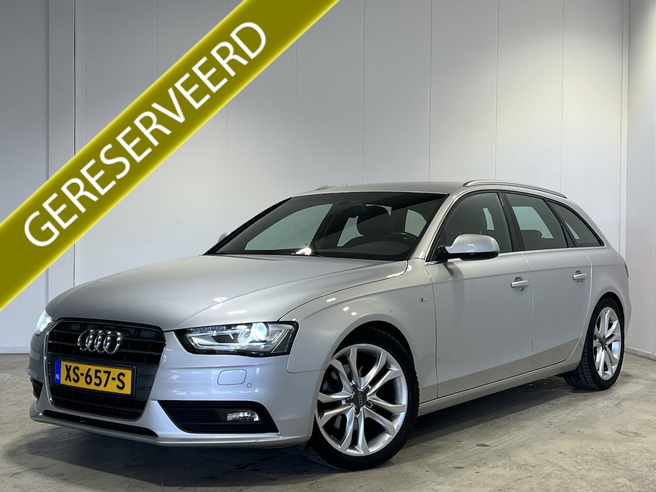 Audi A4 Avant - 1.8 TFSI Pro Line | Navigatie | LM Velgen 18" | Voorstoelen Verwarmd | Cruise Control | Ai - AutoWereld.nl